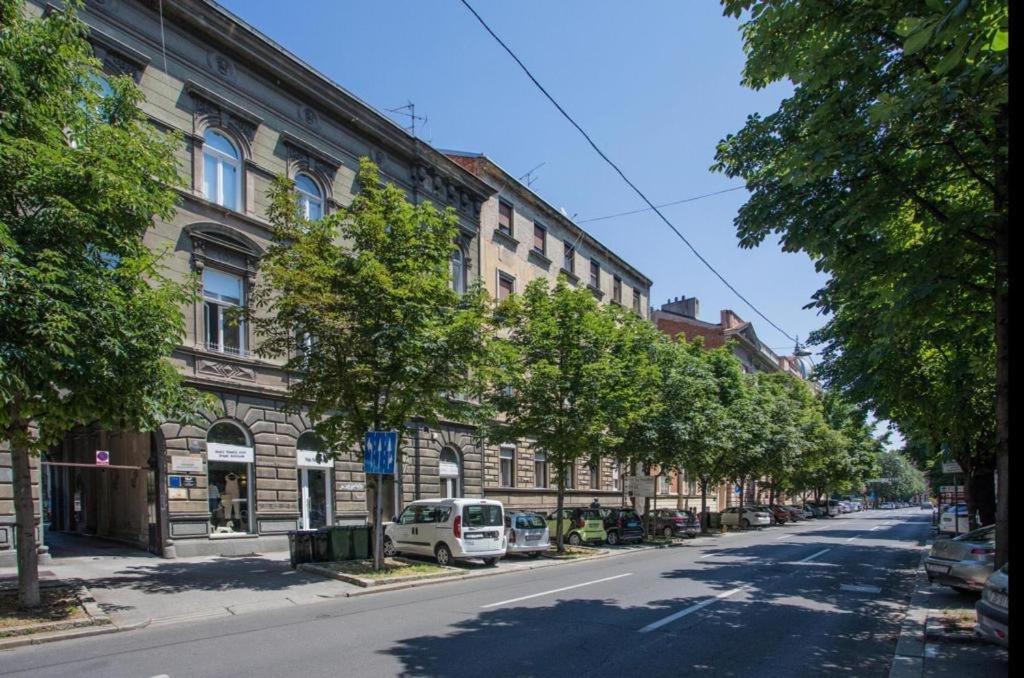 Lux Nice City Center With Private Parking Ζάγκρεμπ Εξωτερικό φωτογραφία